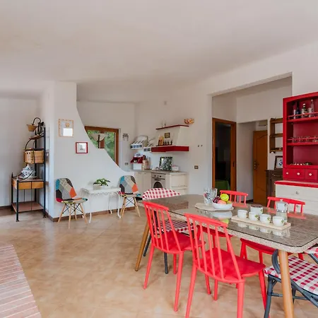 Holiday home Casa Giogre' By Barbarhouse
